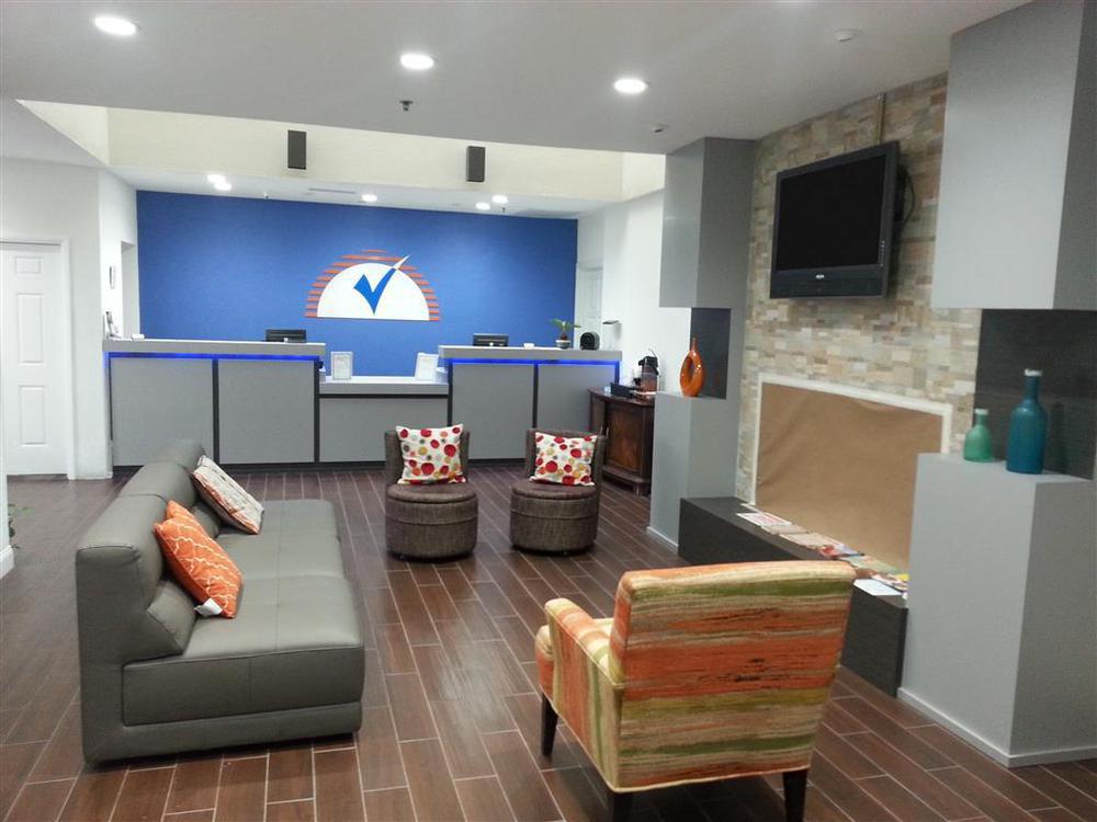 Americas Best Value Inn & Suites Extended Stay - Тълса Интериор снимка